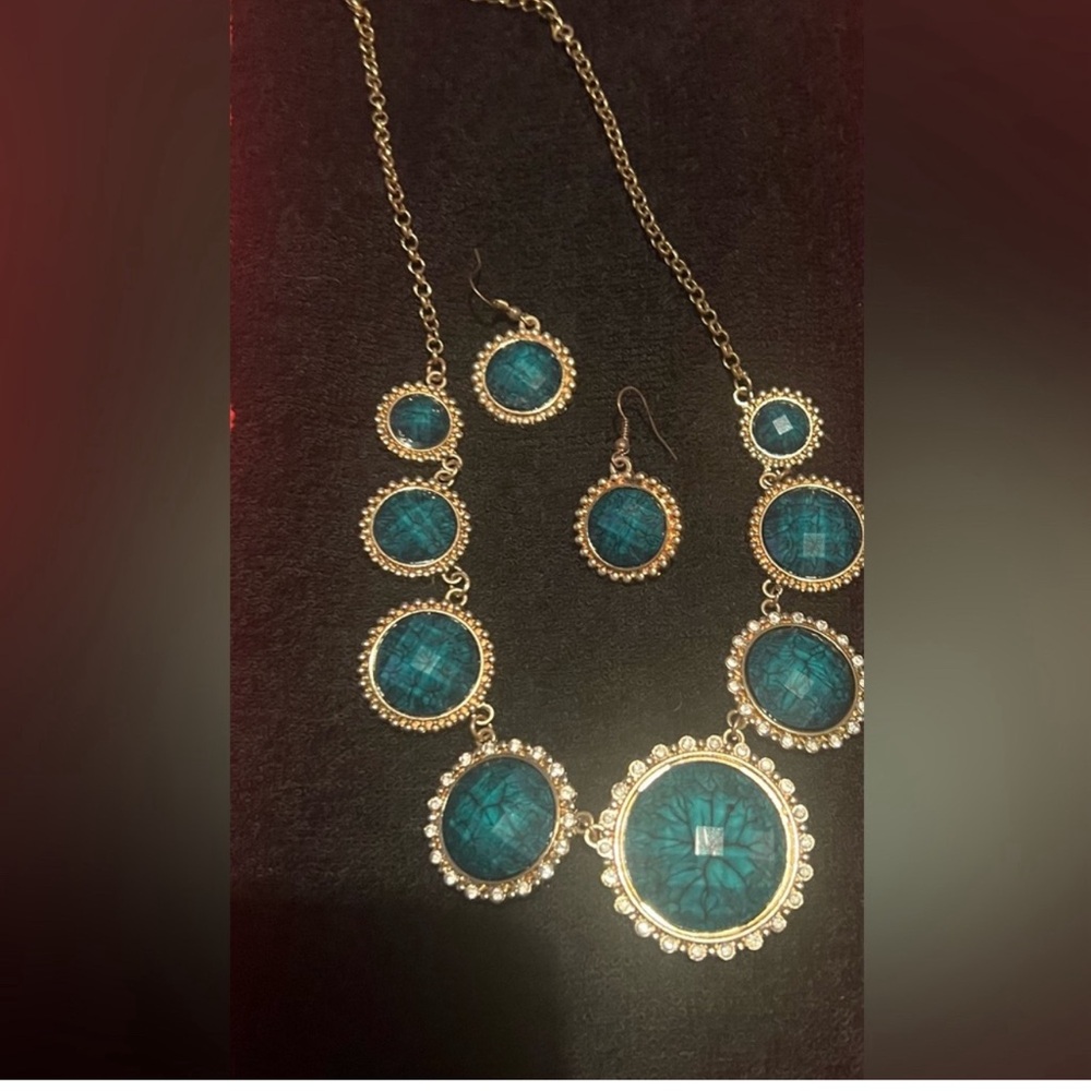 10 Assorted Style necklaces